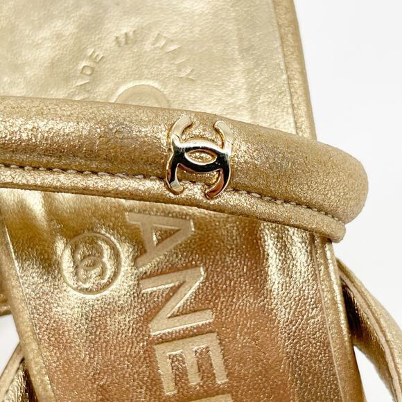 Chanel Cruise 2018 Gold Metallic Greek Parthenon Wrap CC Platform Sandals EU 39 - Picture 9 of 15